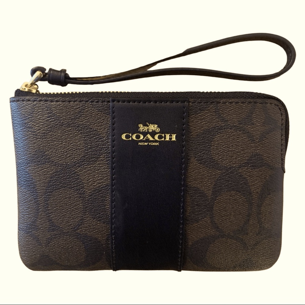 Coach Corner Zip Wristlet In Signature Canvas
